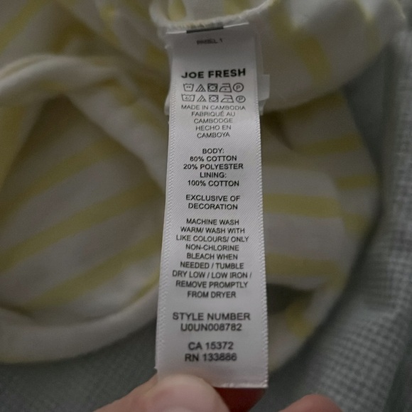 Joe Fresh - Baby Girl Terry Cloth Romper - 6-9 Months - Picture 4 of 4